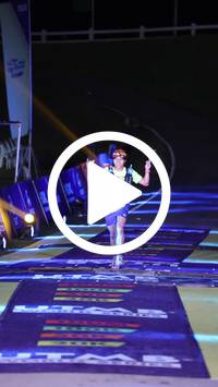 BIB:  <button type="button" onclick="openModal(27790660)" class="btn btn-primary btn-sm float-right" data-toggle="modal" data-target=".modal-high-quality">
                <i class="fa fa-download"></i> Download
                </button>